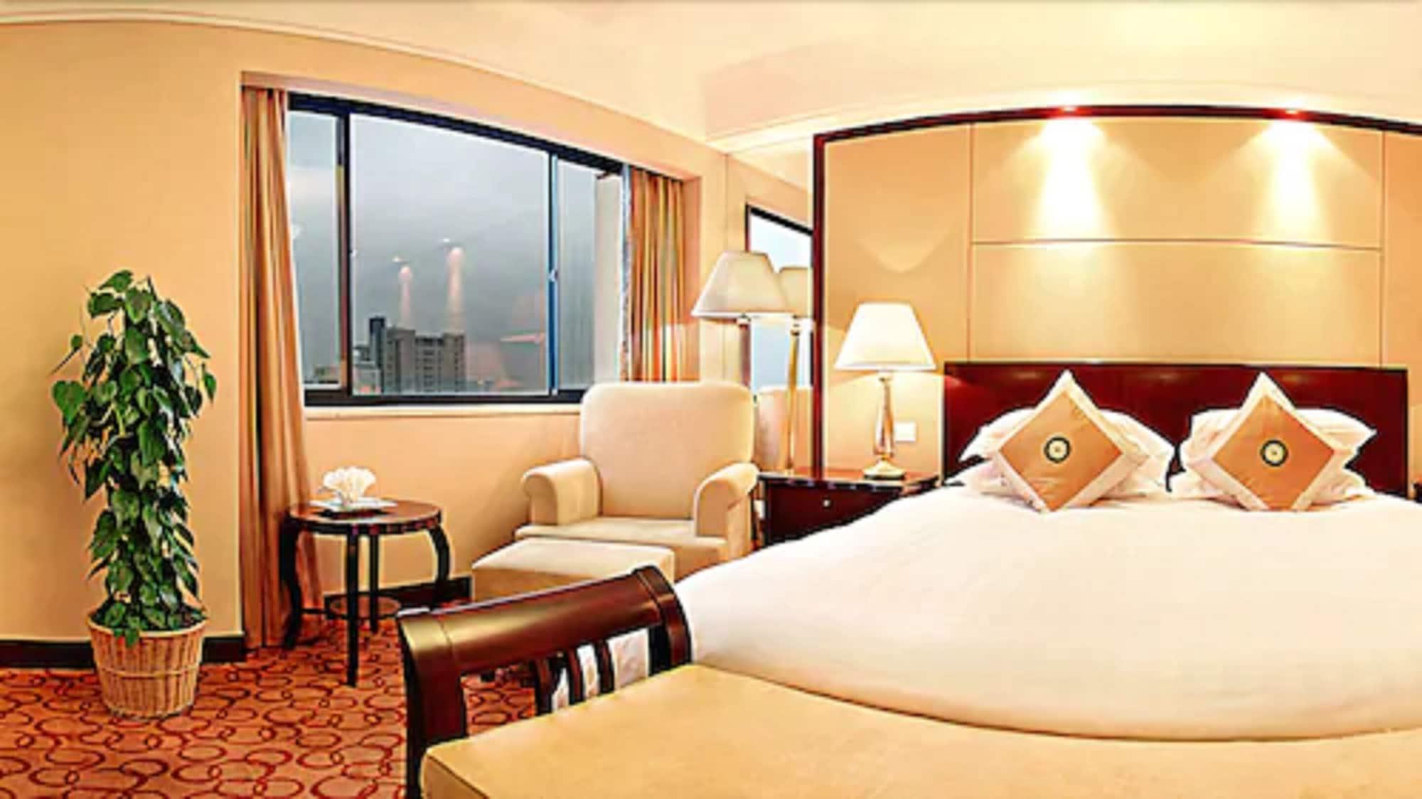 Shanghai Hotel Jin Jiang Экстерьер фото