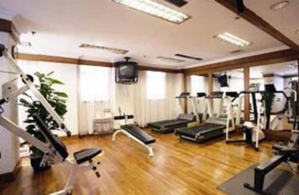 Shanghai Hotel Jin Jiang Экстерьер фото