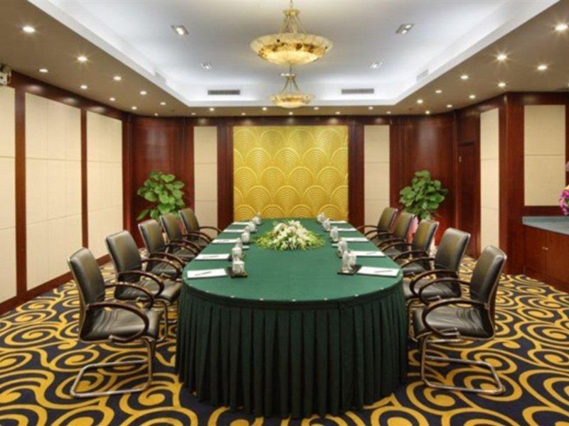 Shanghai Hotel Jin Jiang Экстерьер фото