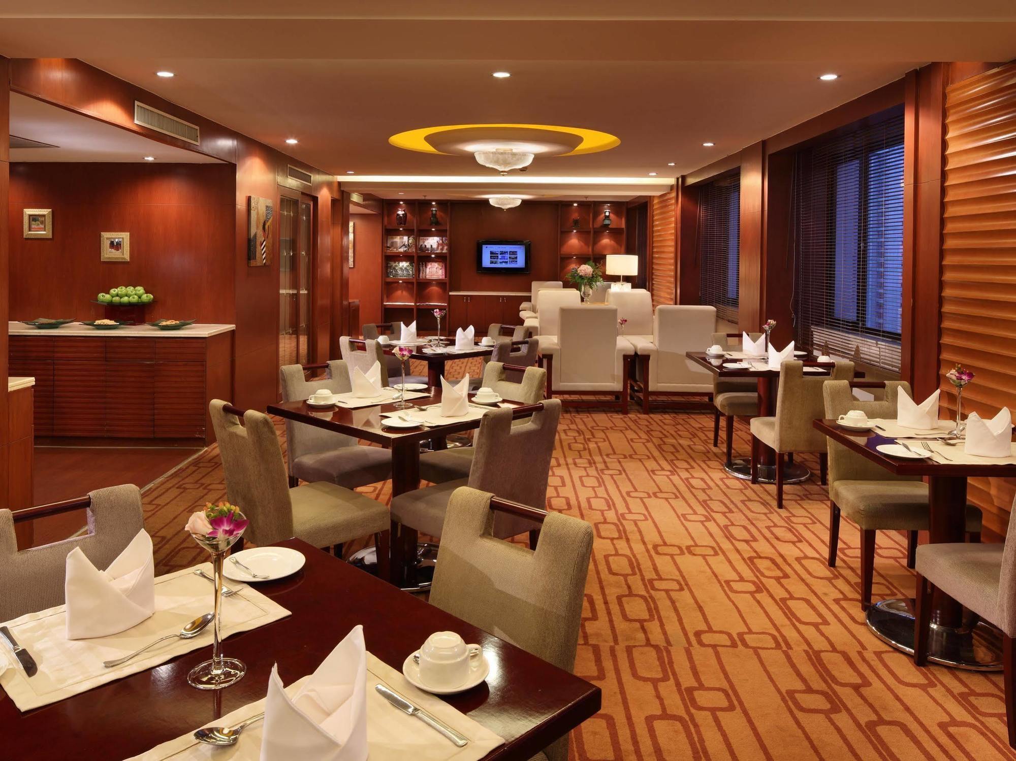 Shanghai Hotel Jin Jiang Экстерьер фото