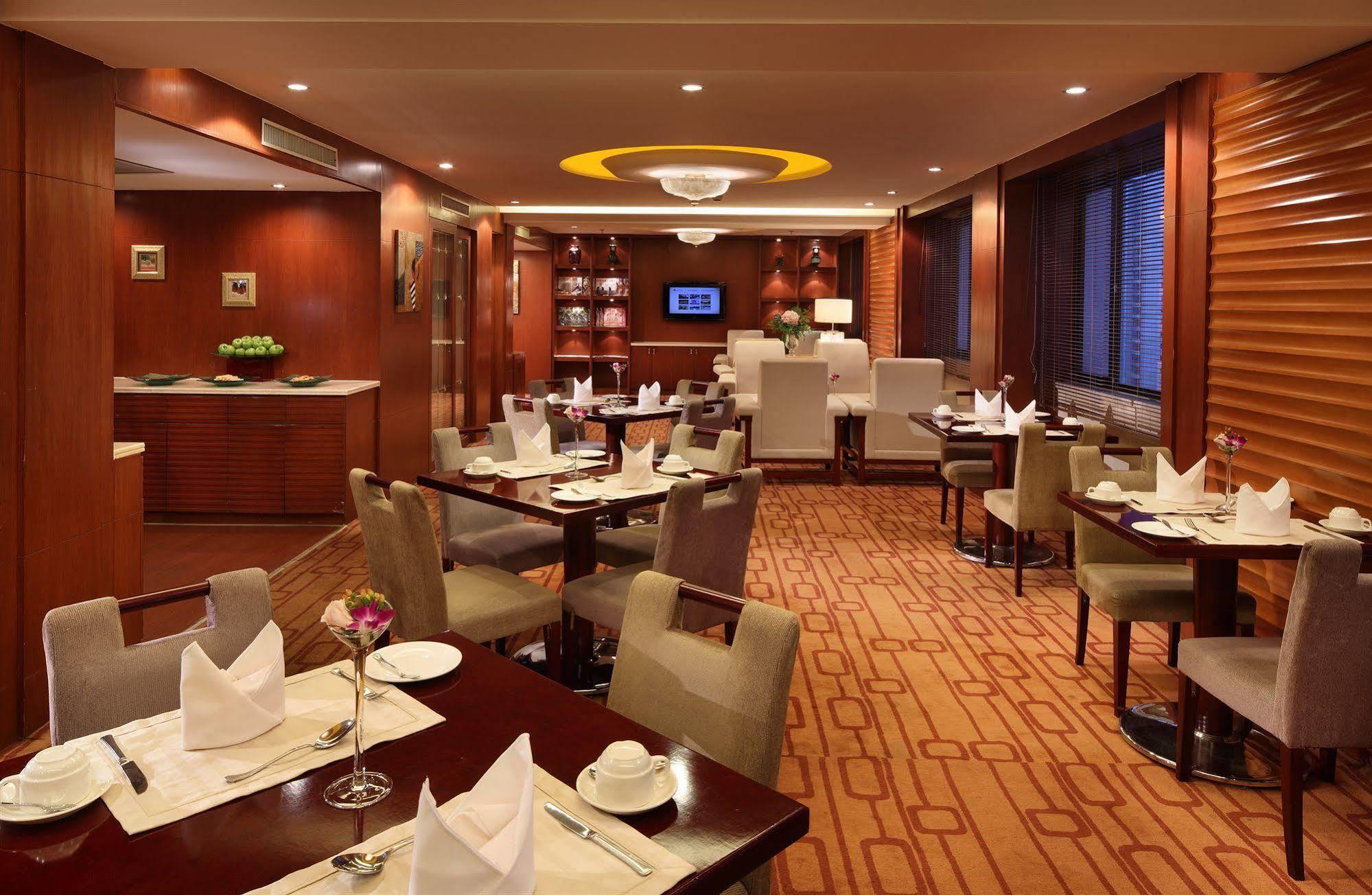 Shanghai Hotel Jin Jiang Экстерьер фото